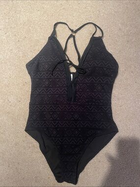 NWOT Caribbean Sand Black Textured one piece Swimwear